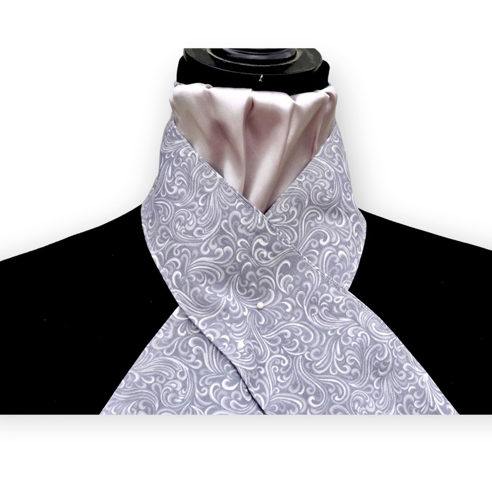 Pretied Equestrian Stock Tie